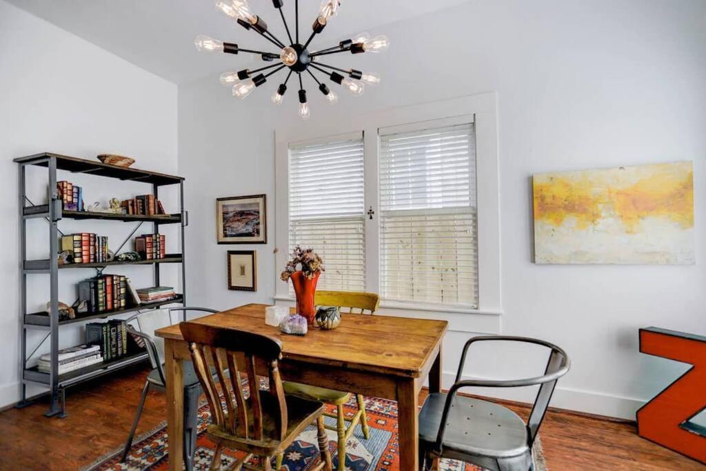 Artsy Heights House: Walk To Food-Bars-Shops-Trails, Kids & Pet Friendly Villa Houston Exterior photo