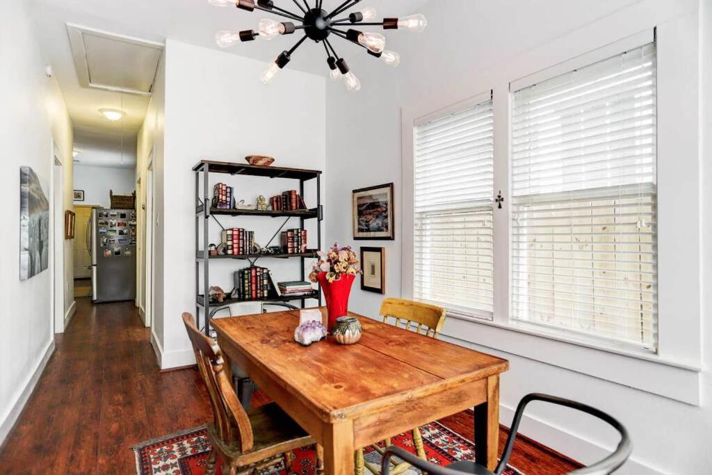 Artsy Heights House: Walk To Food-Bars-Shops-Trails, Kids & Pet Friendly Villa Houston Exterior photo