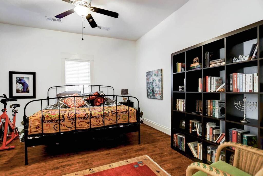 Artsy Heights House: Walk To Food-Bars-Shops-Trails, Kids & Pet Friendly Villa Houston Exterior photo
