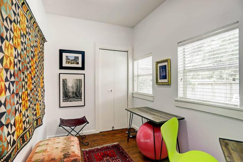 Artsy Heights House: Walk To Food-Bars-Shops-Trails, Kids & Pet Friendly Villa Houston Exterior photo